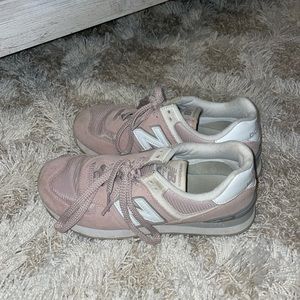 Pink new balance in great condition